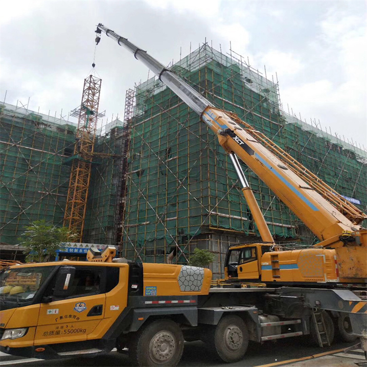 厦门湖里谈谈吊车租赁需要注意的事项