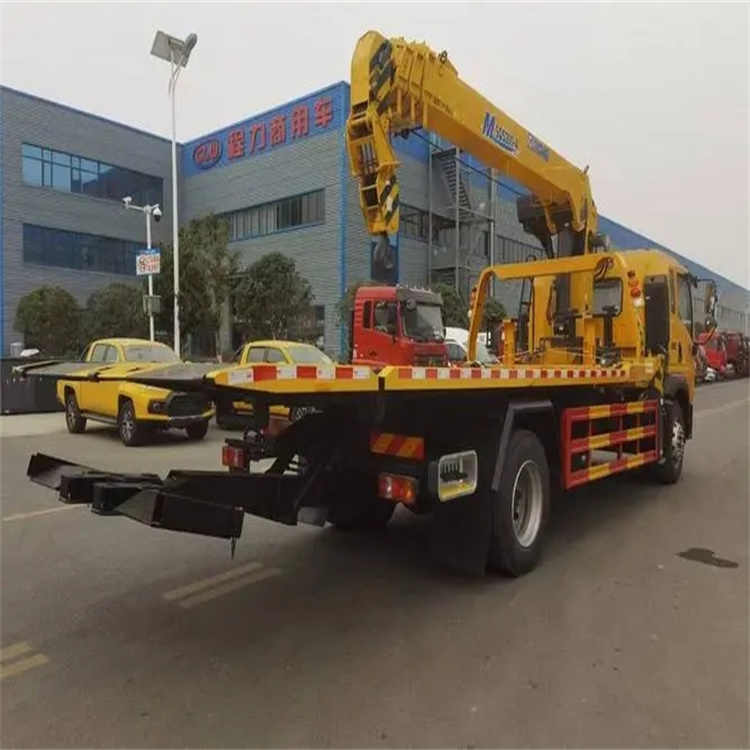 厦门湖里附近小随车吊出租电话，轻松解决搬运烦恼