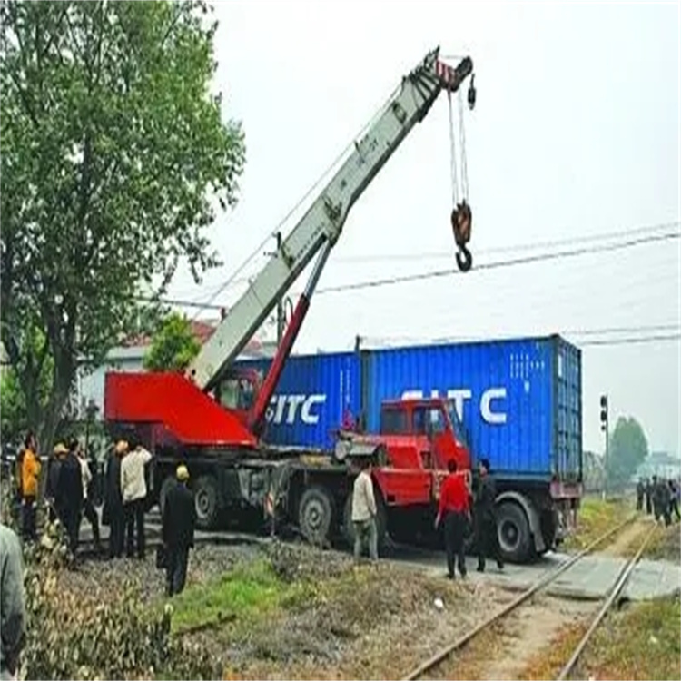 厦门湖里如何快速找到附近的吊车救援公司