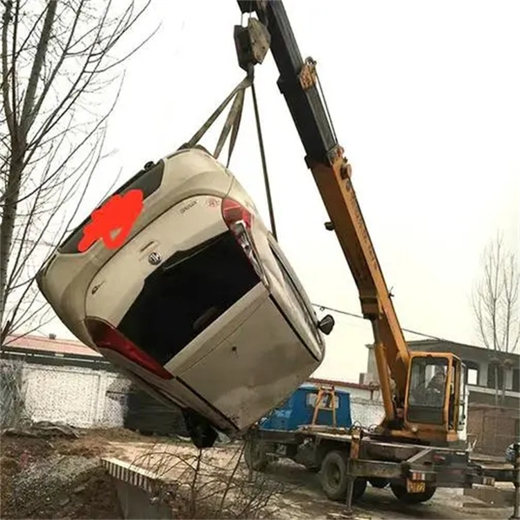 厦门湖里随时待命，吊车24小时道路救援服务全解析